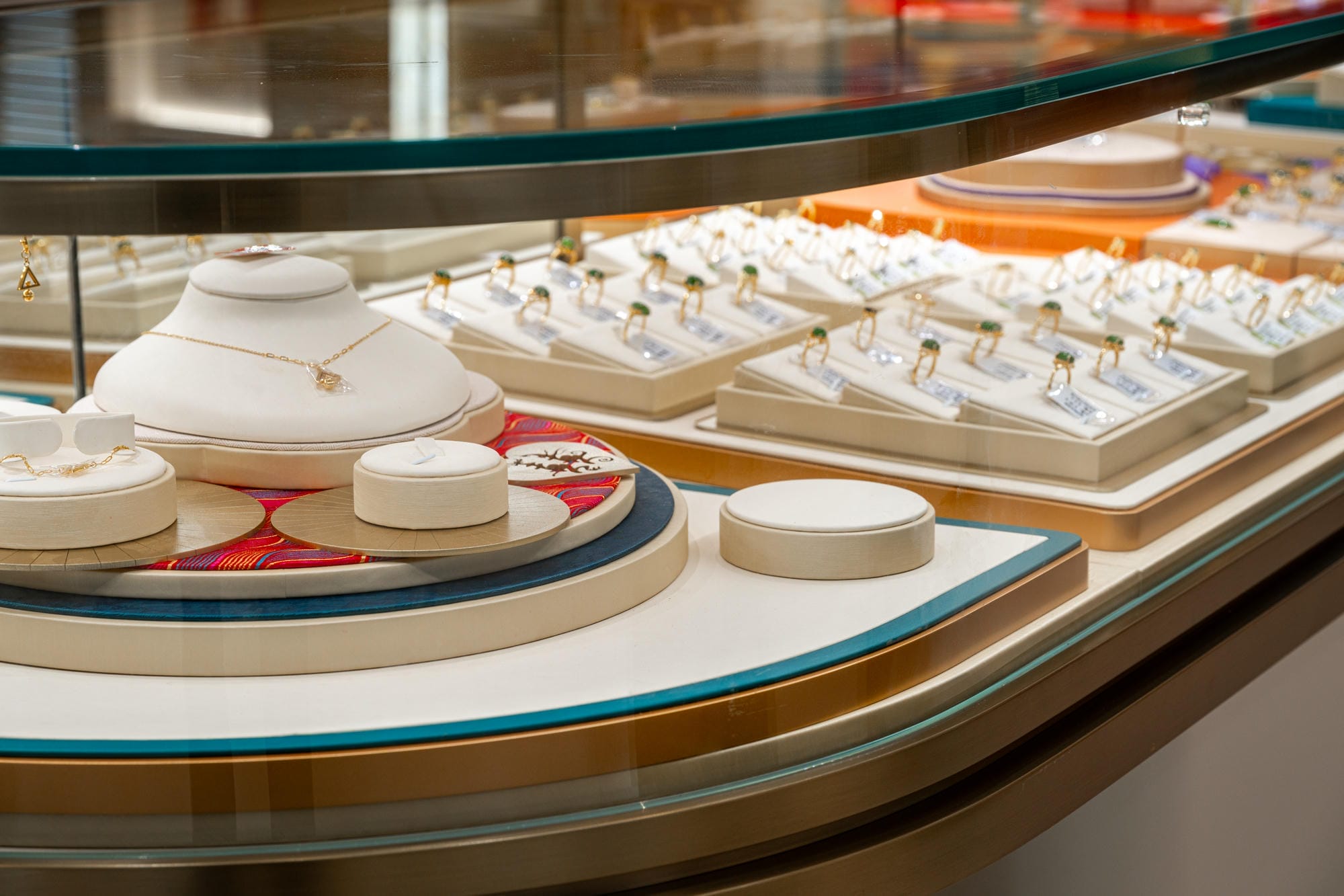 江西南昌国际珠宝城中国黄金珠宝照明案例